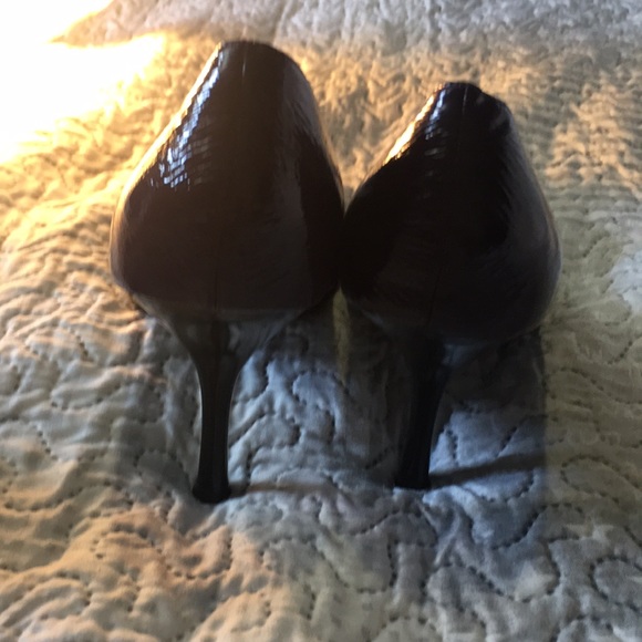 Purple pointy toe & heel shoes - Picture 6 of 8